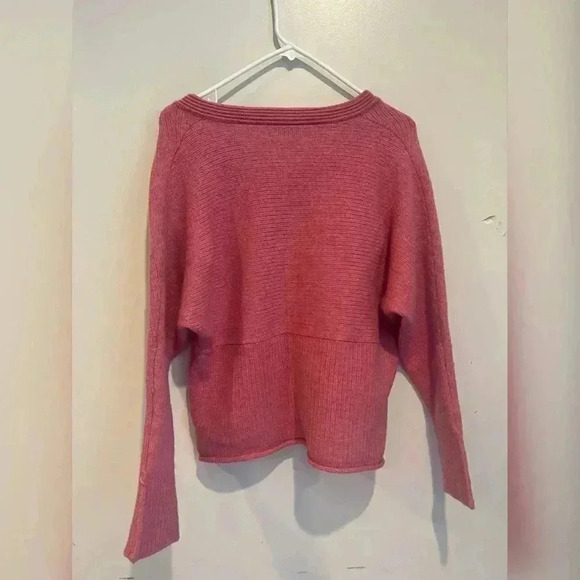 Aritzia Wilfred Free Pink Belgard Merino Wool Sweater - Picture 2 of 5